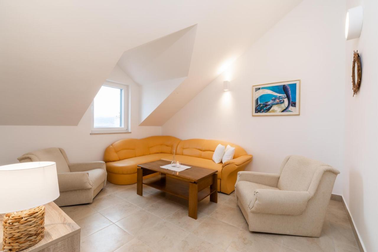 Villa Iva Mirce Exterior foto